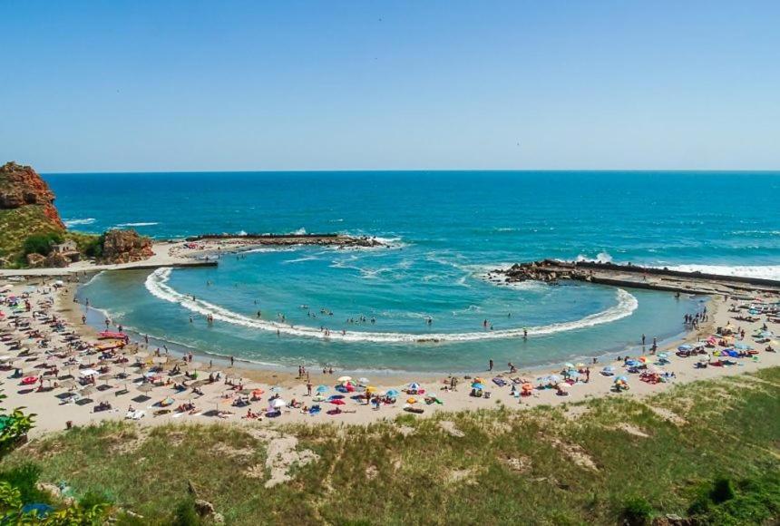 Bŭlgarevo Guest House Golden Flake 4Km From Bolata Beach מראה חיצוני תמונה