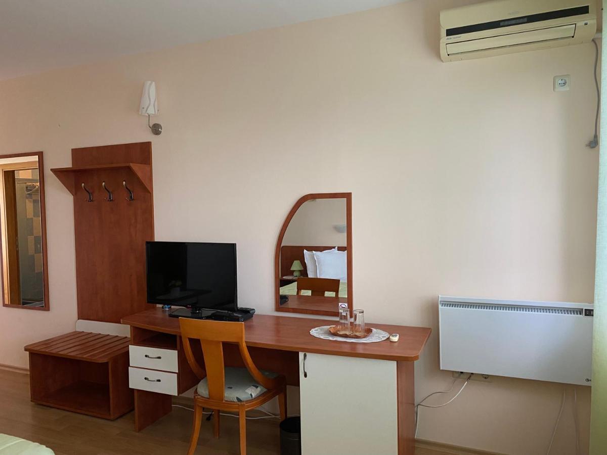 Bŭlgarevo Guest House Golden Flake 4Km From Bolata Beach מראה חיצוני תמונה