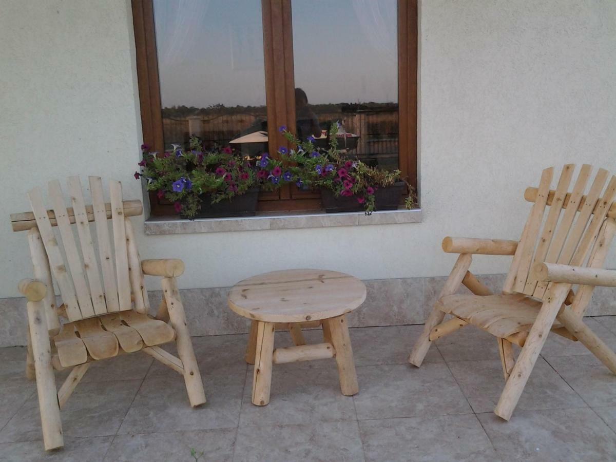 Bŭlgarevo Guest House Golden Flake 4Km From Bolata Beach מראה חיצוני תמונה
