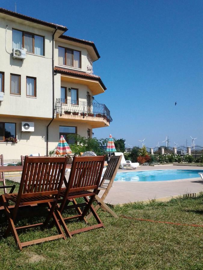 Bŭlgarevo Guest House Golden Flake 4Km From Bolata Beach מראה חיצוני תמונה